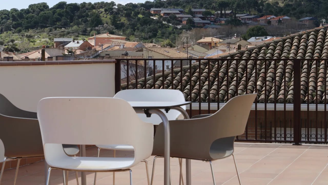 Terrace of Complejo Turístico Albora with views of Valdemorillo